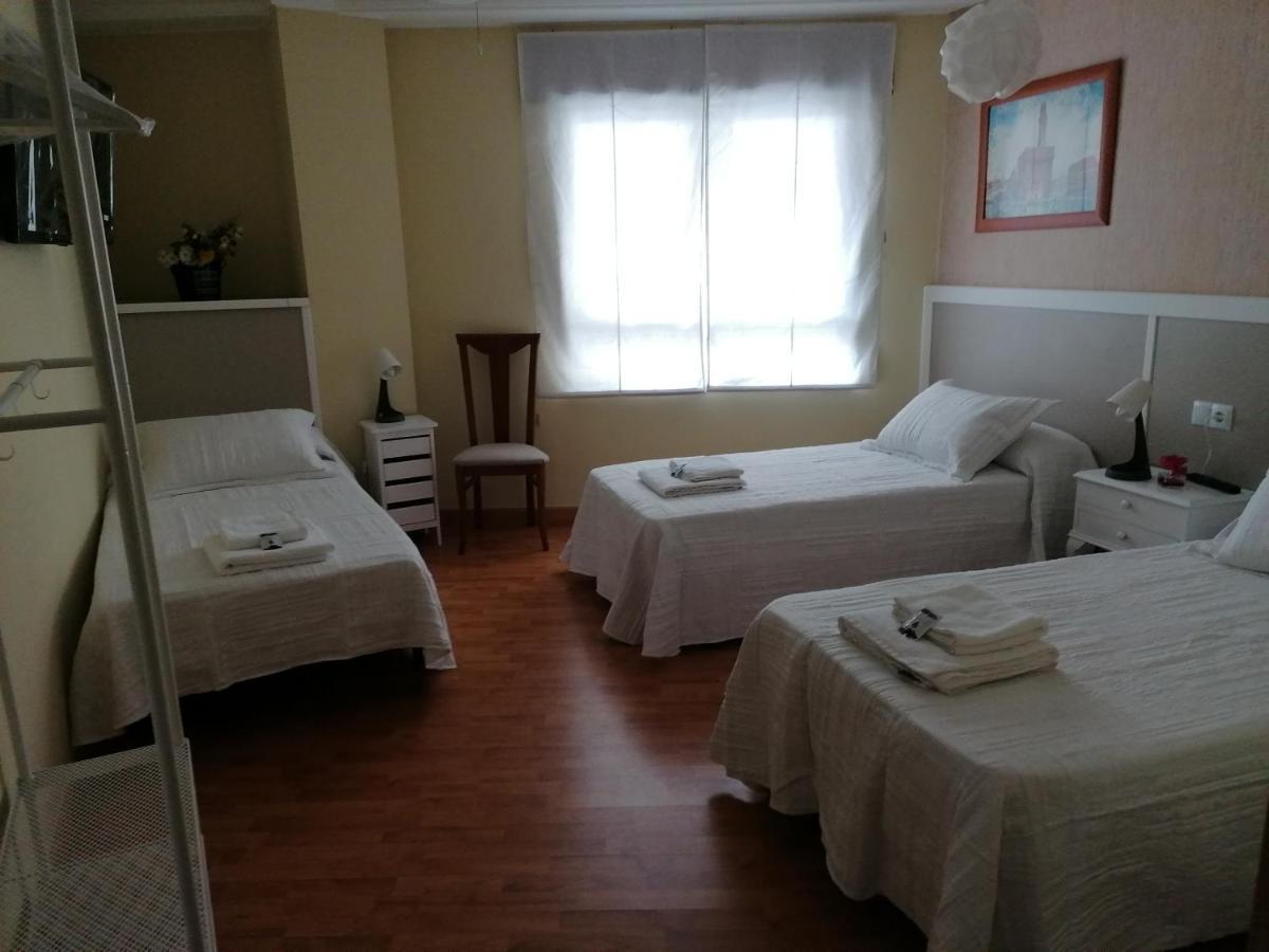 Cuatro Caminos Hotel ซาร์เรีย ภายนอก รูปภาพ