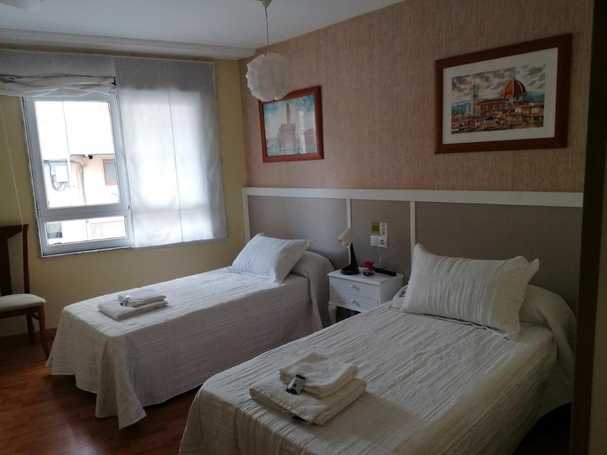 Cuatro Caminos Hotel ซาร์เรีย ภายนอก รูปภาพ