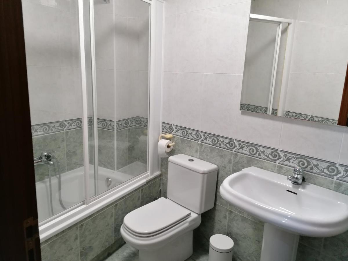 Cuatro Caminos Hotel ซาร์เรีย ภายนอก รูปภาพ
